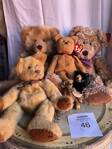 Lot #0046 (1 of 11)