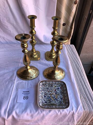 Lot #0089 (1 of 7)