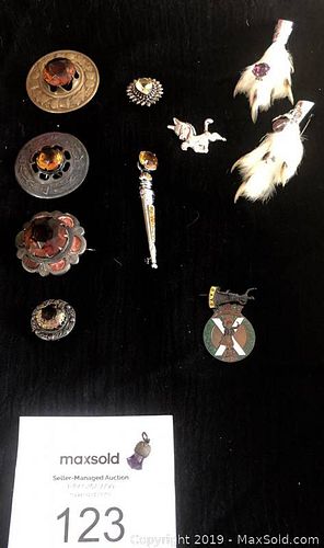 Lot #0123 (1 of 11)