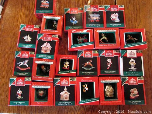 Lot #0157 (1 of 5)