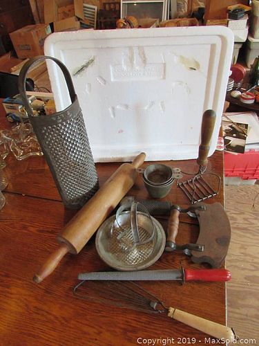 Lot #0181 (1 of 4)