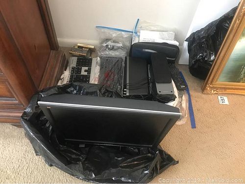 Lot #0156 (1 of 18)