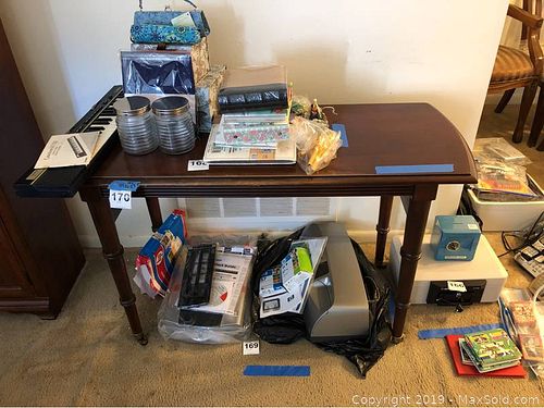 Lot #0170 (1 of 7)