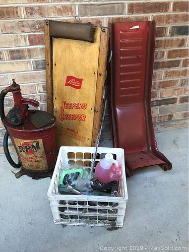 Lot #0024 (1 of 8)
