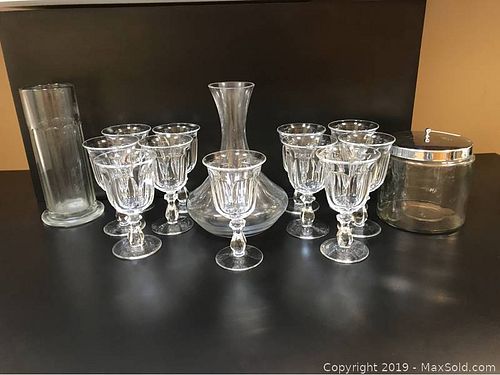 Lot #0200 (1 of 8)