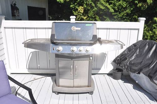 Lot #0395 (1 of 9)