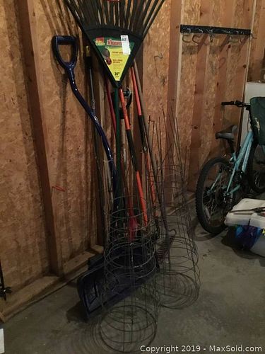 Lot #0468 (1 of 6)