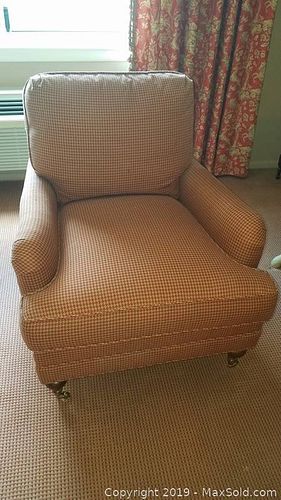 Lot #0637 (1 of 10)