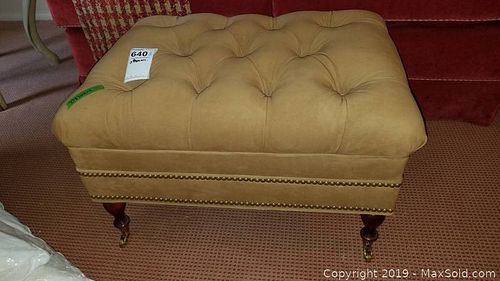 Lot #0640 (1 of 10)