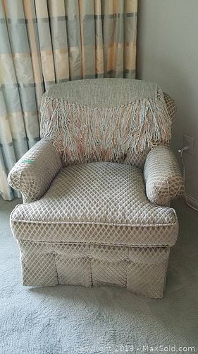 Lot #0649 (1 of 13)