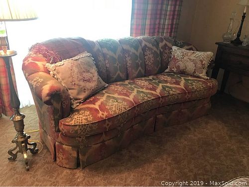 Lot #0664 (1 of 8)