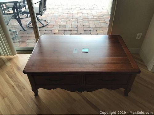 Lot #0028 (1 of 7)