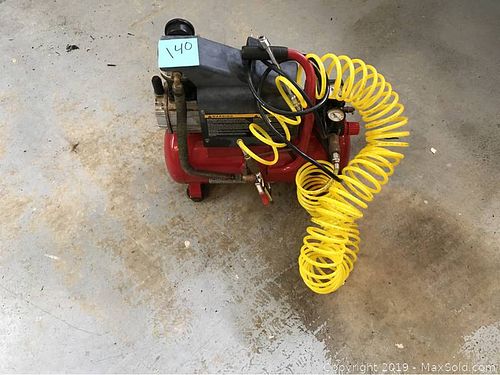 Lot #0140 (1 of 4)