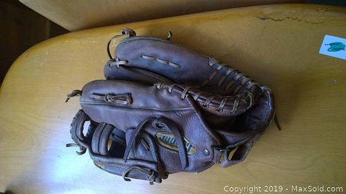 Lot #0013 (1 of 3)