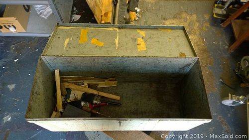Lot #0069 (1 of 5)