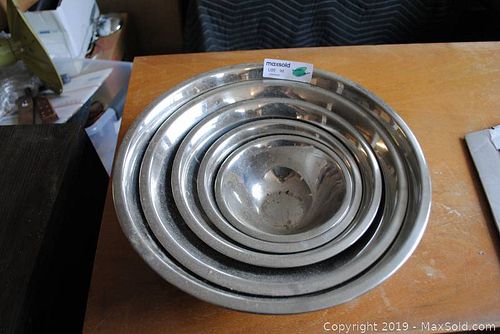 Lot #0098 (1 of 2)
