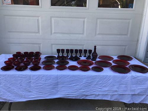 Lot #0005 (1 of 7)