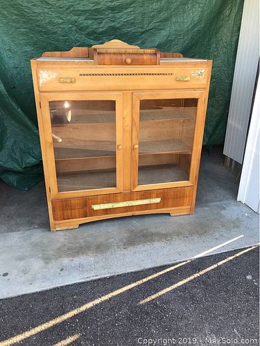 Lot #0012 (1 of 7)