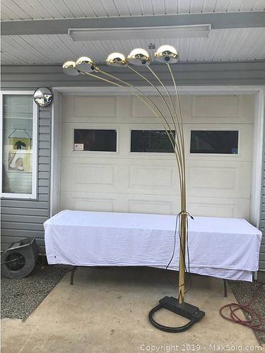 Lot #0040 (1 of 5)