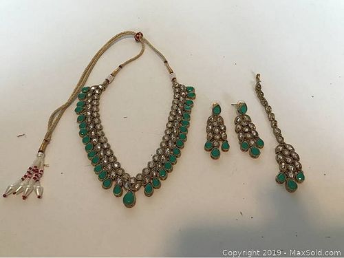 Lot #0063 (1 of 5)