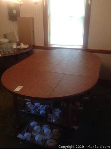 Lot #0301 (1 of 6)