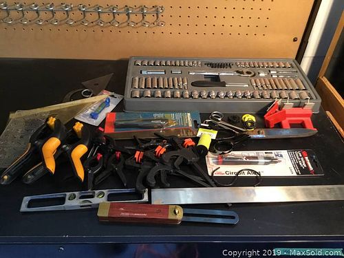 Lot #0039 (1 of 4)