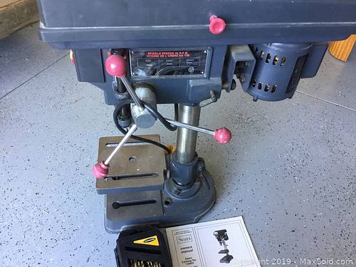 Lot #0091 (1 of 4)