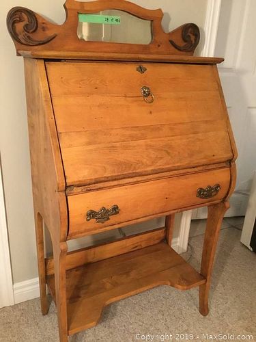 Lot #0163 (1 of 10)