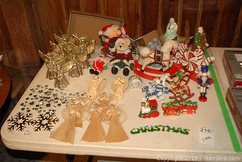 Lot #0216 (1 of 6)