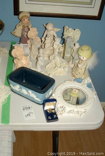 Lot #0259 (1 of 10)