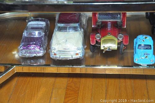 Lot #0351 (1 of 10)