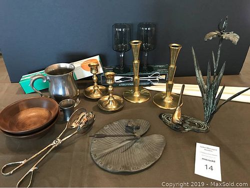 Lot #0014 (1 of 9)