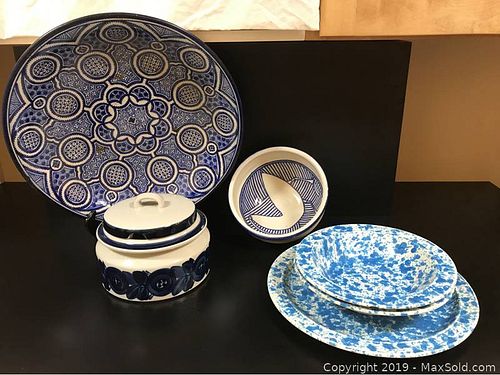 Lot #0046 (1 of 13)