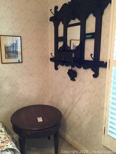 Lot #0019 (1 of 11)