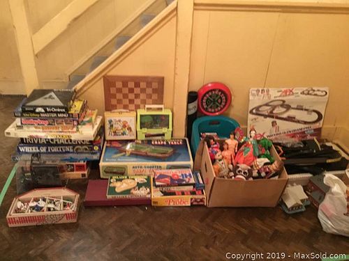 Lot #0051 (1 of 7)