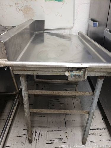 Lot #0044 (1 of 4)