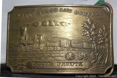 Lot #0002 (1 of 4)