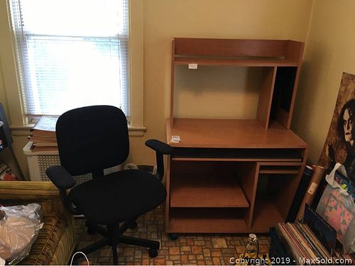Lot #0462 (1 of 7)