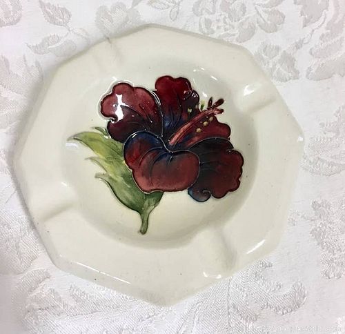Lot #0029 (1 of 5)