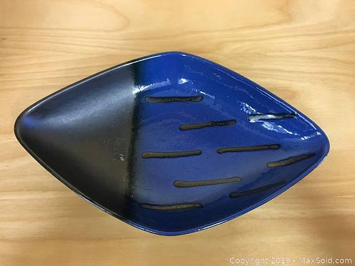 Lot #0046 (1 of 3)