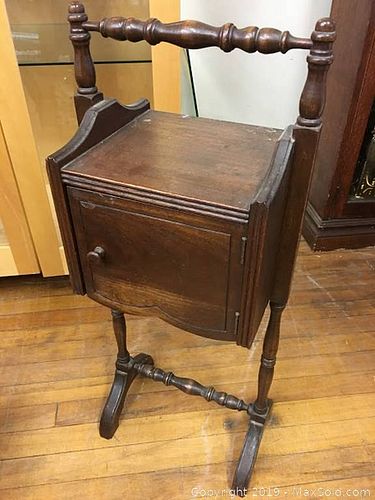 Lot #0058 (1 of 4)