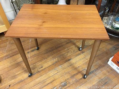 Lot #0080 (1 of 4)