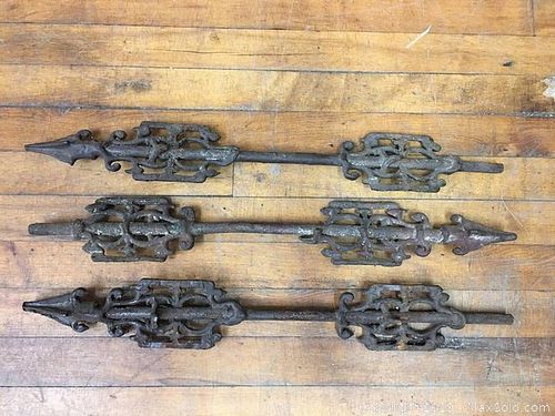 Lot #0083 (1 of 5)