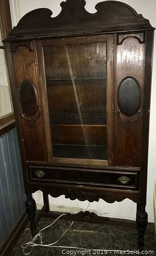 Lot #0016 (1 of 4)