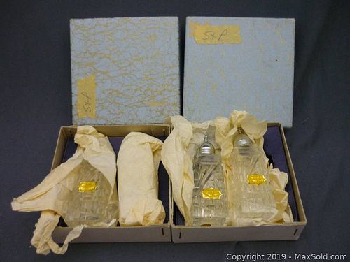 Lot #0053 (1 of 4)