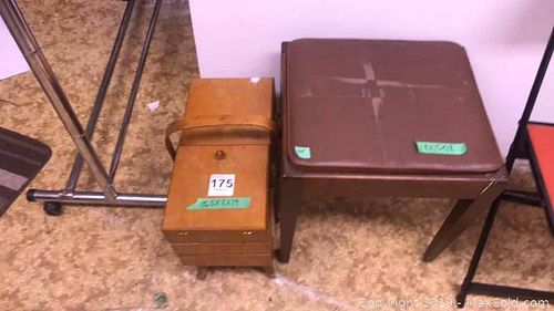 Lot #0175 (1 of 12)