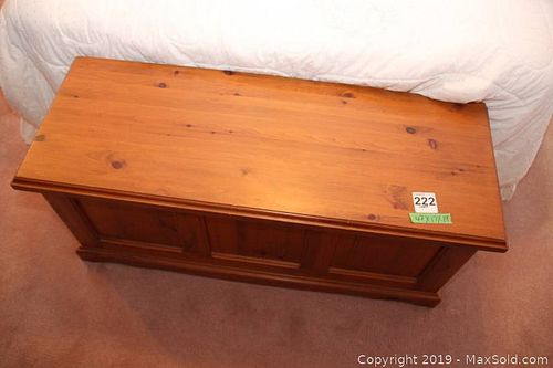 Lot #0222 (1 of 8)