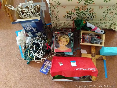 Lot #0286 (1 of 14)