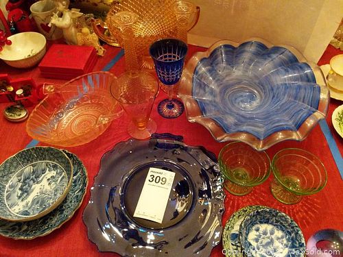 Lot #0309 (1 of 27)