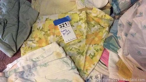 Lot #0321 (1 of 4)